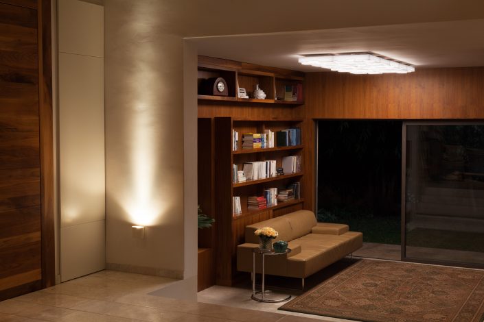 Ceiling Lighting fixure made of 10 Cuboid tiles